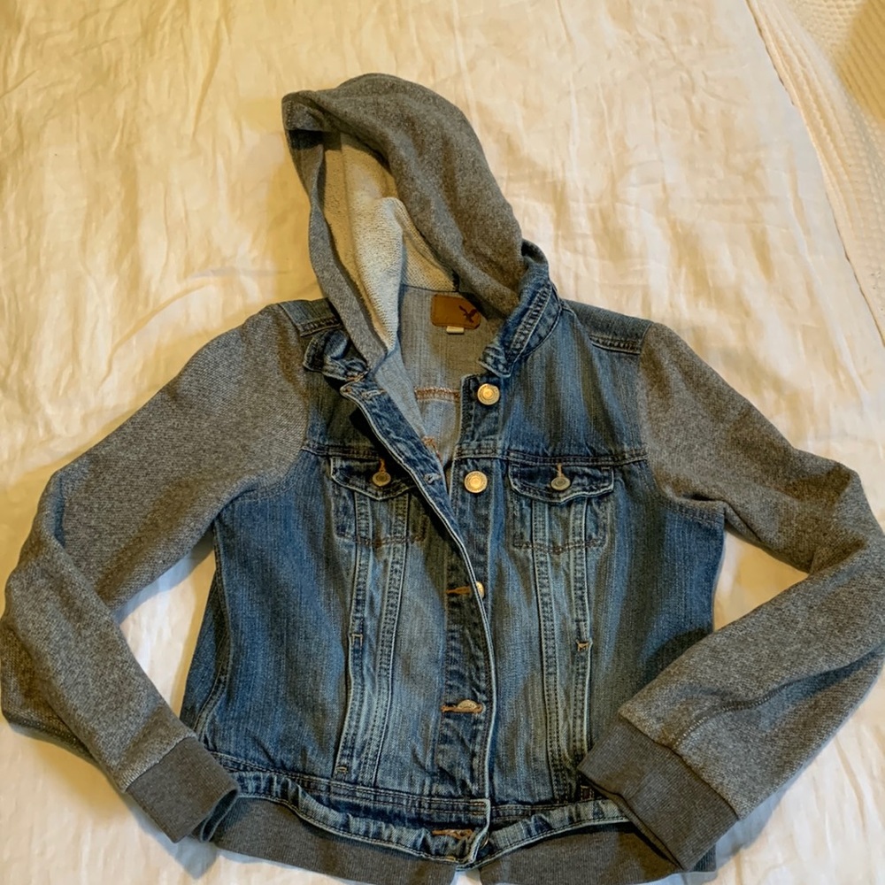American Eagle jean jacket with jersey sleeves